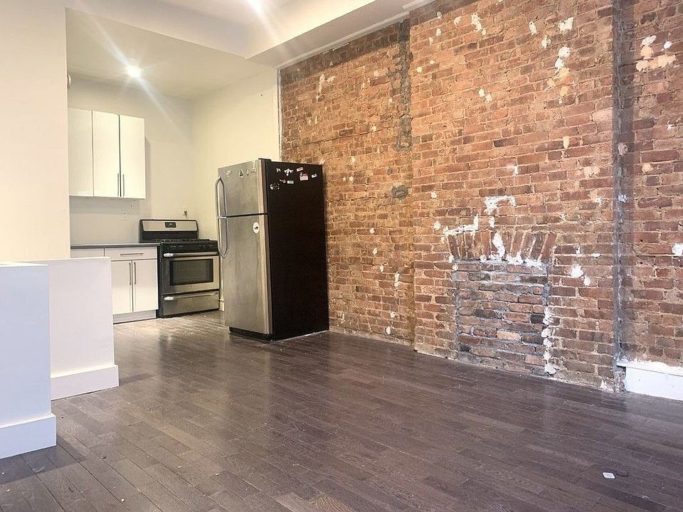 2nd image of 1238 Bedford Ave APT 2