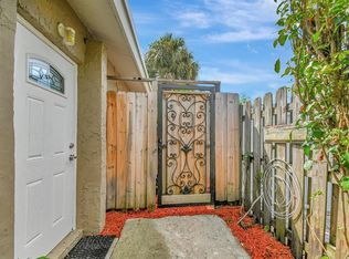 1361 Doane Cir, West Palm Beach, FL 33417