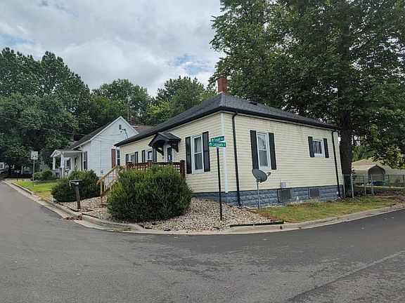 2nd image of 28 Sunset Ave