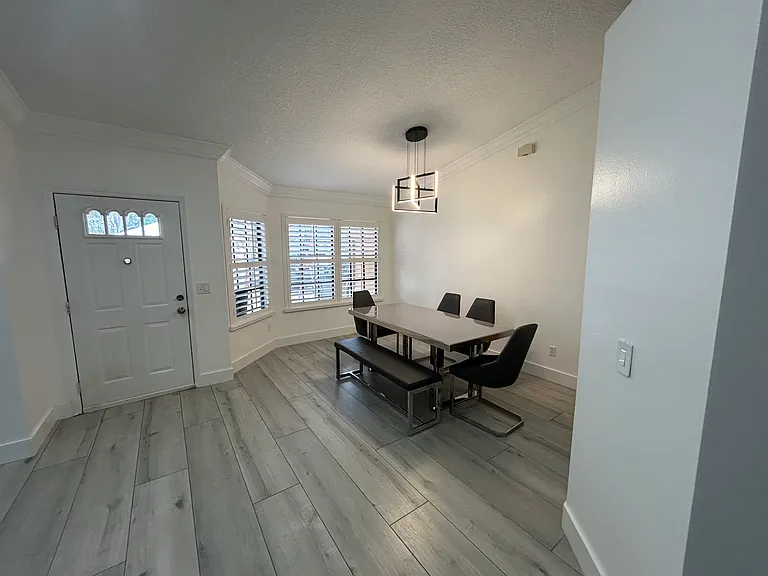 8726 Black Canyon Dr — Photo 7