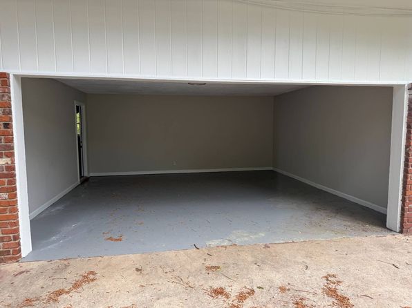 4616 Greenspring Rd, College Park, GA 30337