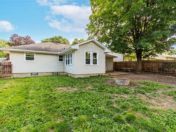 4th image of 1752 Eden Ln