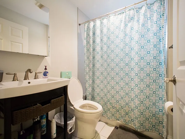 37 Beaconsfield Rd #1B — Photo 9