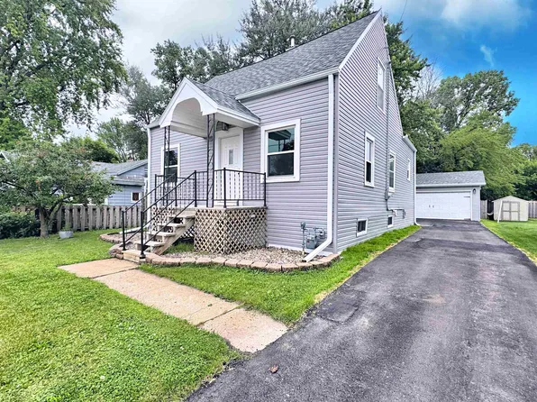 229 Bacon Ave, Oshkosh, WI 54901