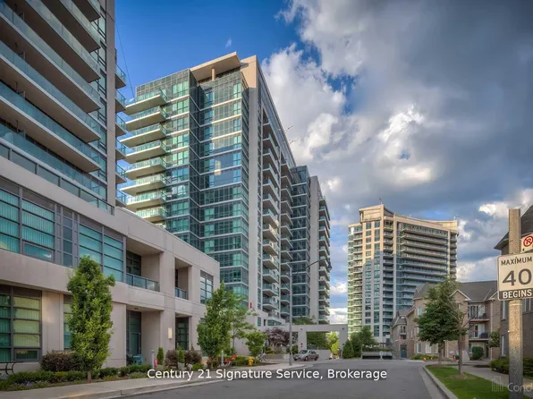 35 Brian Peck Cres, Toronto, ON