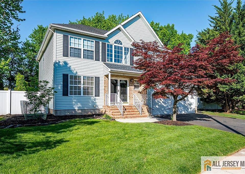 1st image of 31 Shepherd Way