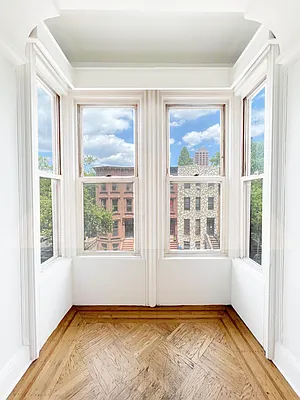 Rented by Compass | media 20