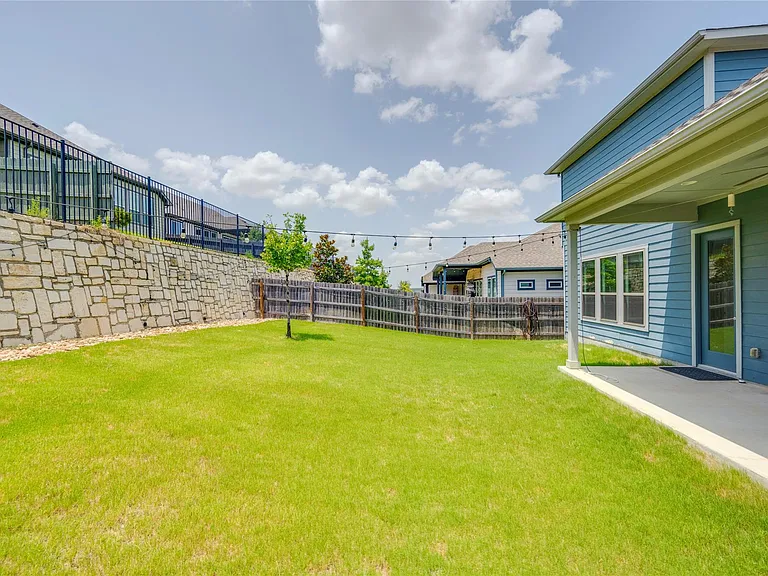 9813 Evening Canopy Dr — Photo 32