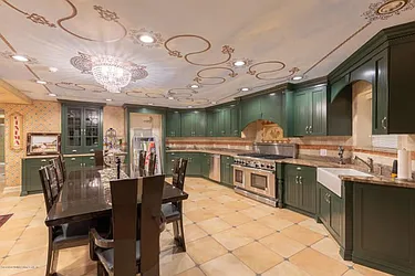 Sold by Robert DeFalco Realty