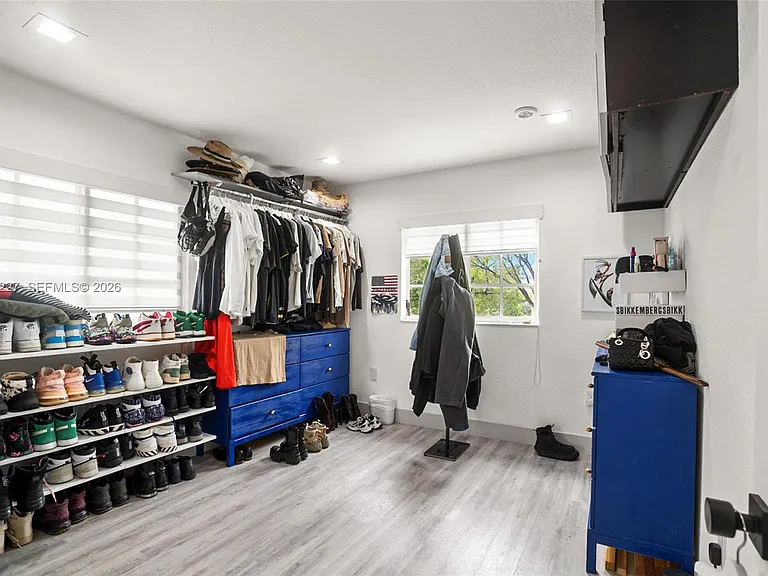 455 NW 19th Ln — Photo 14