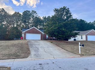 11179 Knotty Pine Pl, Hampton, GA 30228