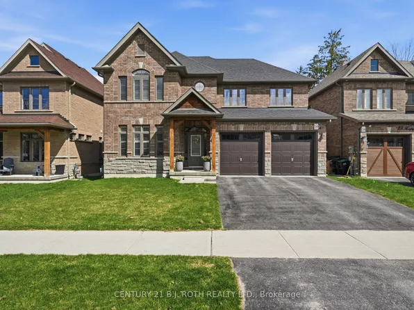30 Capps Dr, Barrie, ON L4N 6M8