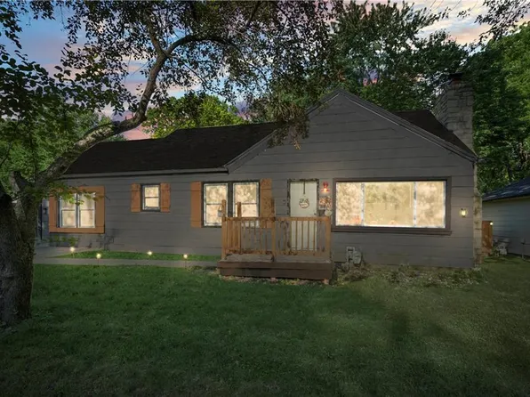 4761 Canterbury Rd, Mission, KS 66205