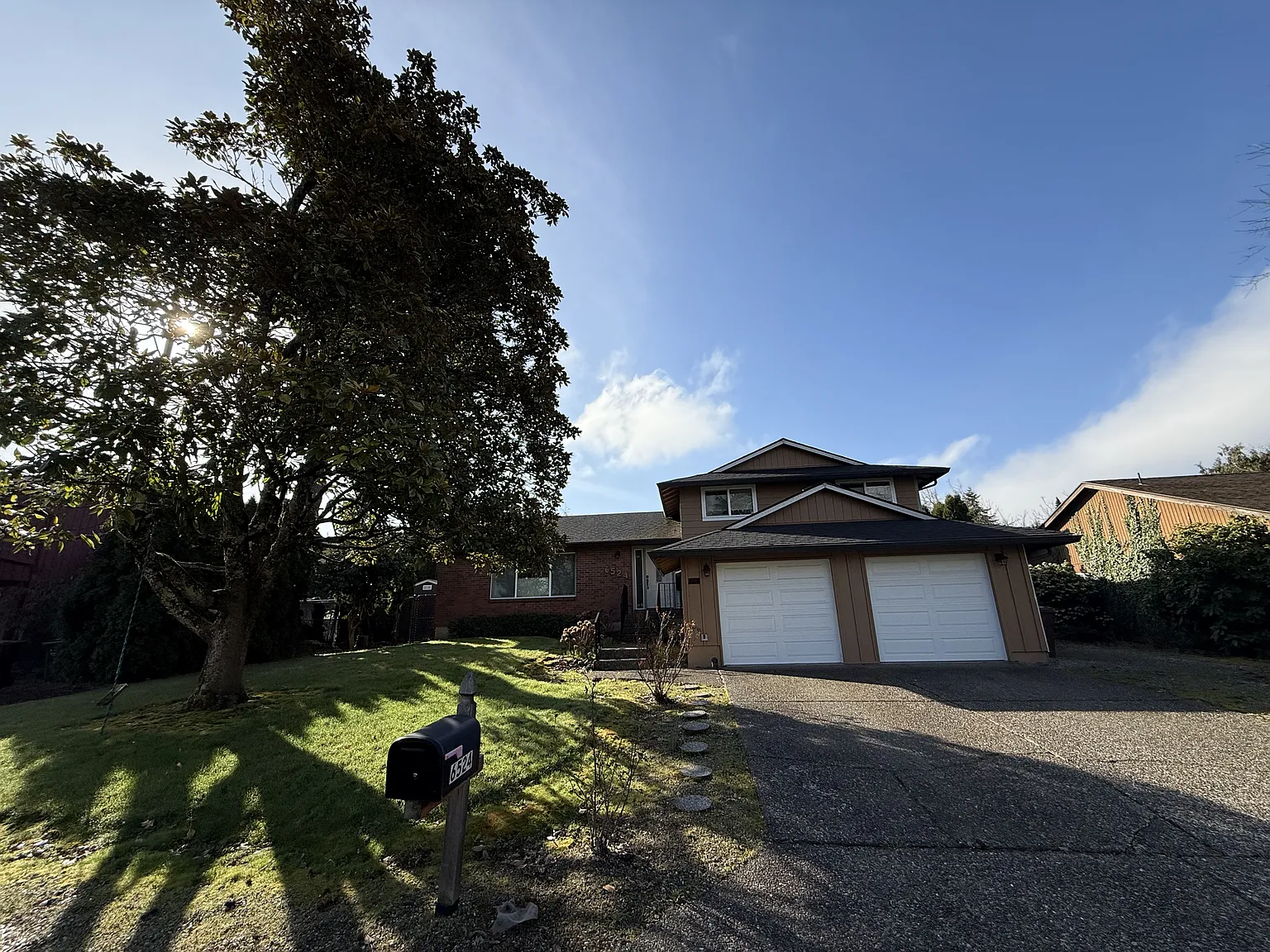 4 bed, 2194 sqft, $3,750 — Photo 3