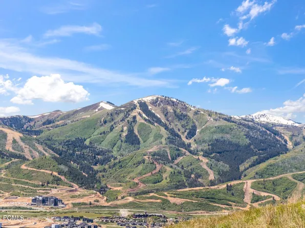 11425 N Soaring Hawk Ln, Hideout, UT 84036