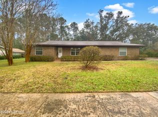 12 Canterbury Ct, Orange Park, FL 32065