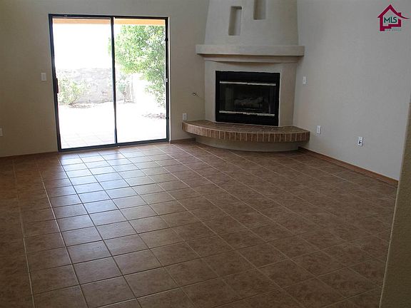 4th image of 2163 Foxtail Pine Dr