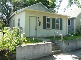 630 N Wayland Ave, Sioux Falls, SD 57103