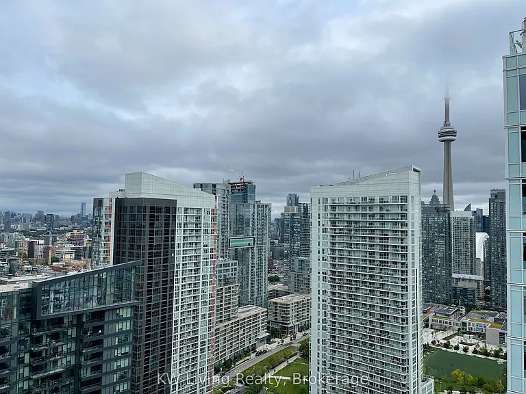 19 Bathurst St #4210 — Photo 19