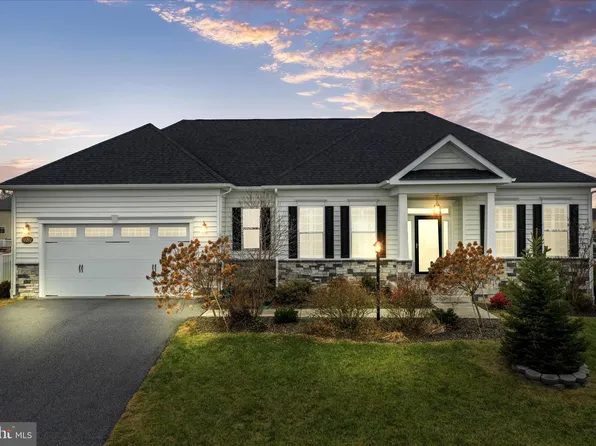 13212 John Martin Dr, Williamsport, MD 21795