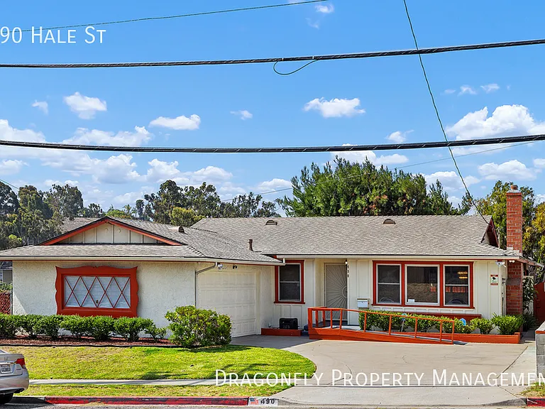 490 Hale St — Photo 1