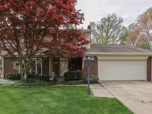 1935 Colt Rd, Indianapolis, IN 46227