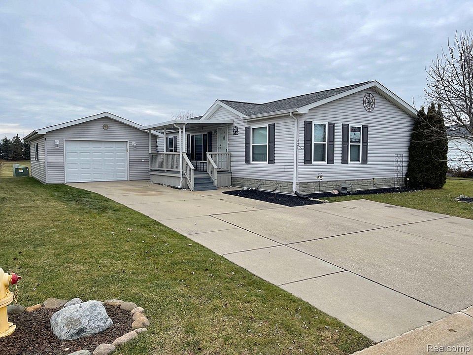 1st image of 62 Ashley Cir