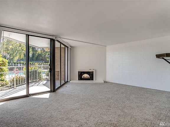 4th image of 9500 Rainier Ave S APT 102