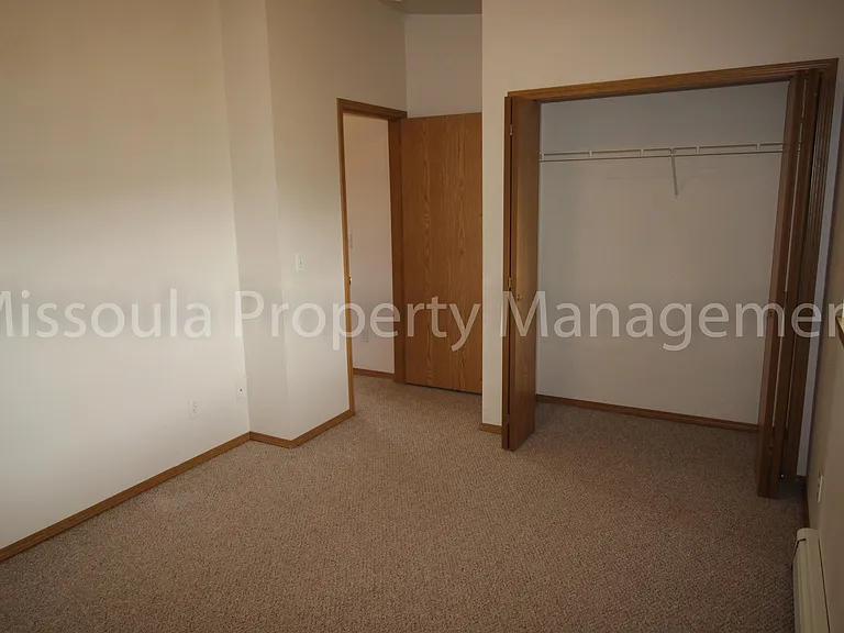 McDonald Ave Apts. — Photo 9