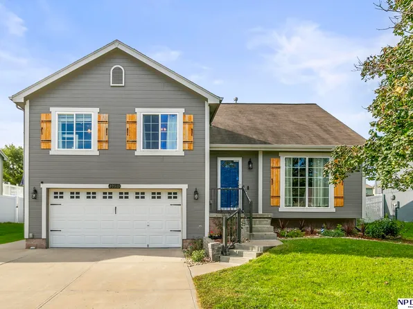 20919 Birch St, Gretna, NE 68028