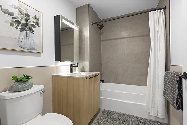 Rented by Douglas Elliman | media 19