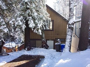 33161 Arrowbear Dr, Arrowbear Lake, CA 92382