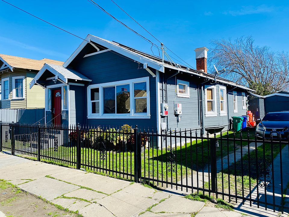 2nd image of 728 8th St