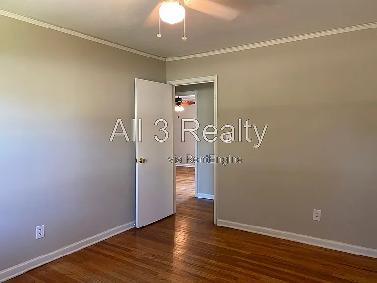 3012 Lansdowne Dr — Photo 21