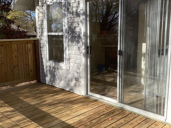 Deck off dining area.