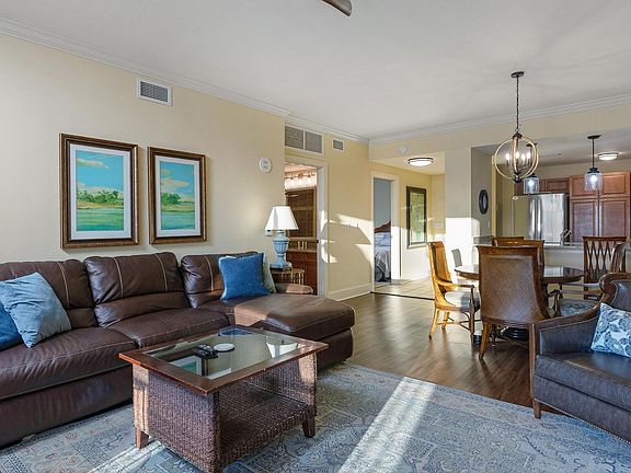 5th image of 8121 Amalfi Pl. #7-301