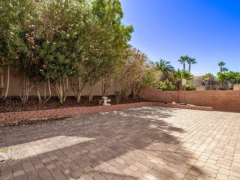 1477 Rancho Ridge Dr — Photo 42