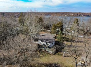 33117 80th St, Burlington, WI 53105