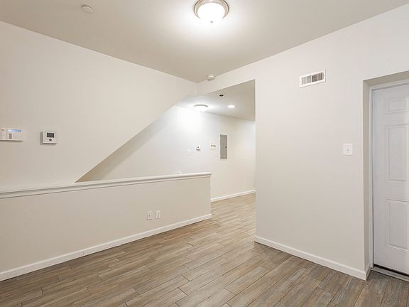 2nd image of 1824 Willington St #1