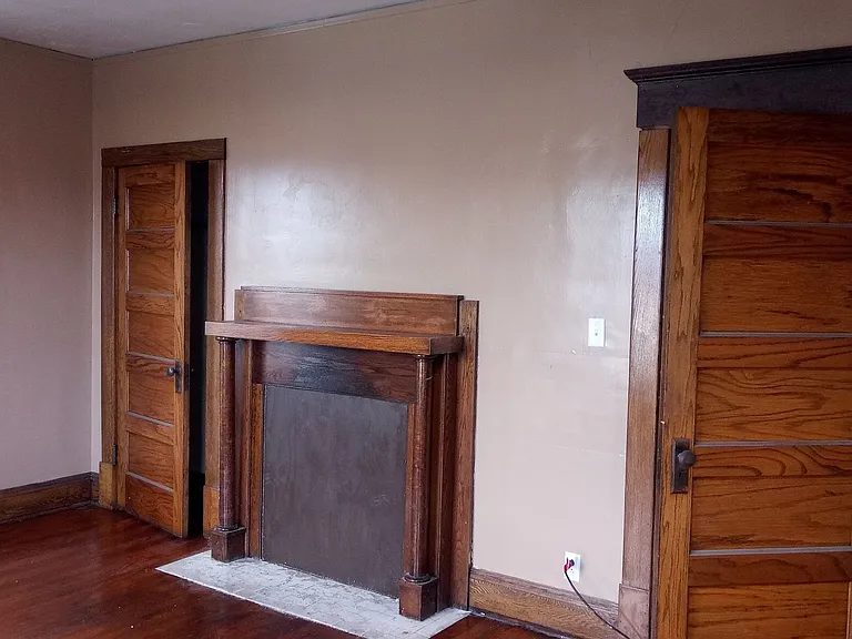 515 Lee Ave — Photo 15