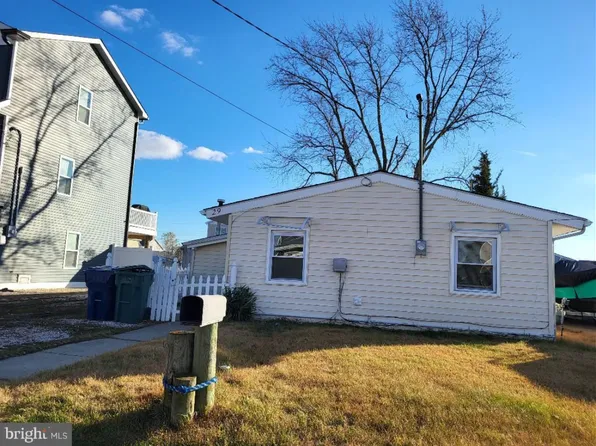 29 W Brig Dr, Little Egg Harbor, NJ 08087