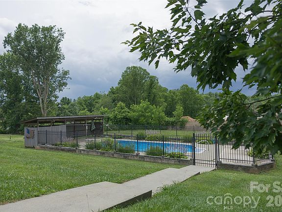 2nd image of 102 Phillips Rd