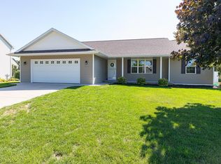 1632 Pendleton Rd, Neenah, WI 54956