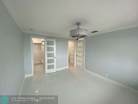5th image of 3220 Bayview Dr