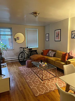 Rented by City Connections Realty | media 19