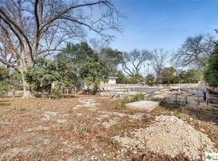 634 E Mandalay Dr, Olmos Park, TX 78212