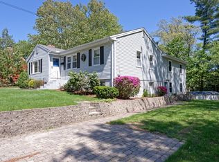 58 Horseshoe Dr, Bellingham, MA 02019