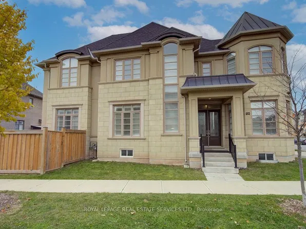 134 Zachary Cres, Oakville, ON L6H 0W1
