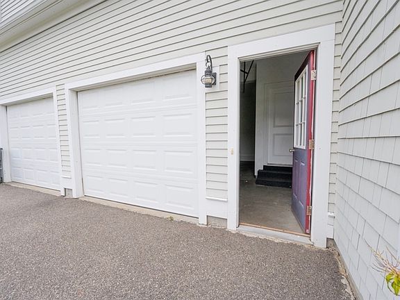5th image of 8 Bog View Rd