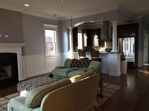 3rd image of 1156 W Newport Ave #3